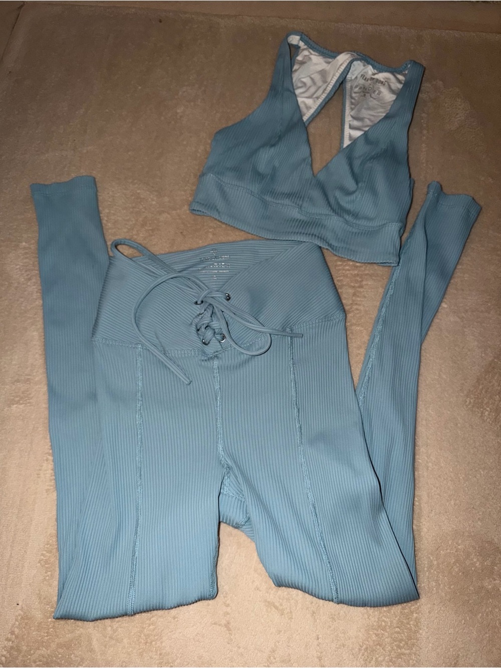 $150 Year of Ours x Bandier Matching Set Pilates small
